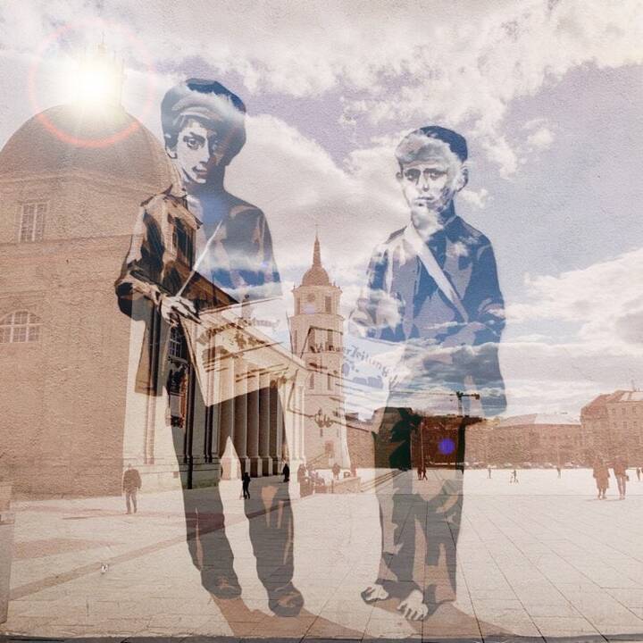 Improvizacija: lomografijos darbus, labiau primenančius tapybą, O. Aleksejevas vadina fotodžiazu.