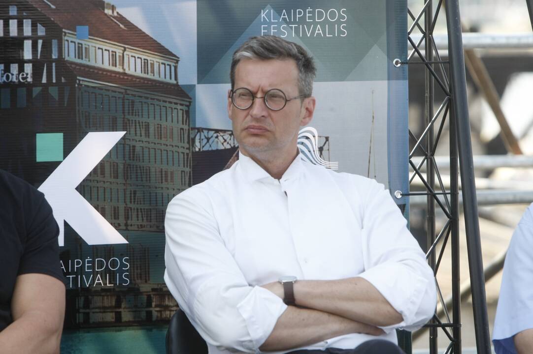 Pažadai: „Skrajojančio olando“ režisierius G.Šeduikis (iš kairės), pagrindinio vaidmens atlikėjas Almas Švilpa ir režisierius D.Abaris tikino, kad spektaklyje bus ir naujovių.