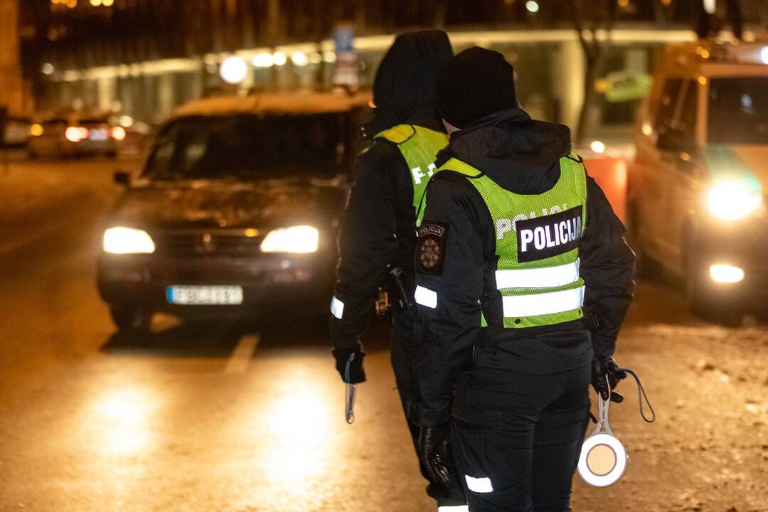 Tarnyba: darbas policininkams kasdien pažeria netikėtumų.