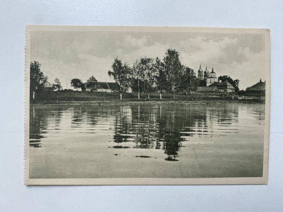Vaizdas: įsigijęs seną atviruką su Zarasų kraštu, R.Keršys stengiasi identifikuoti jame užfiksuotas vietas, jas nufotografuoja.