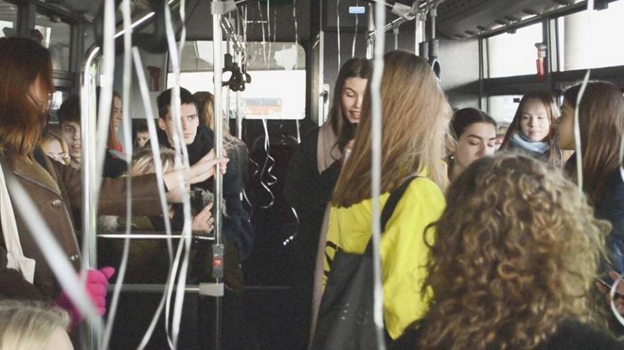  Nugalėjo: "Kauno iššūkio" entuziastų idėja skaityti poeziją viešosiose vietose neliko nepastebėta.