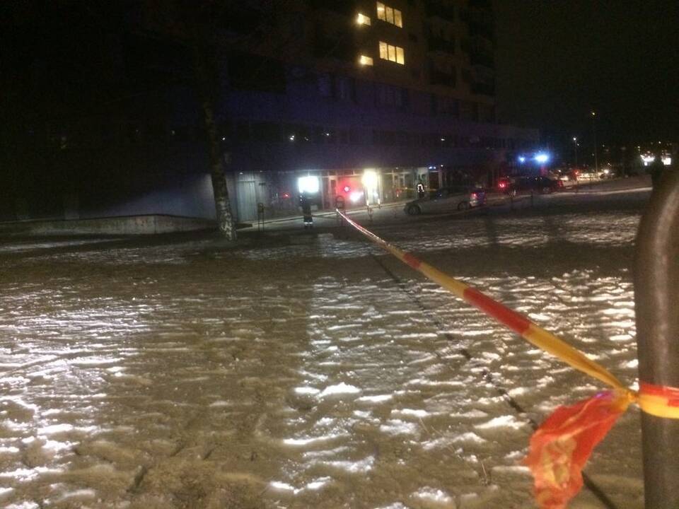 Sostinėje įtrūkus daugiabučio sienai, iš pastato evakuoti gyventojai