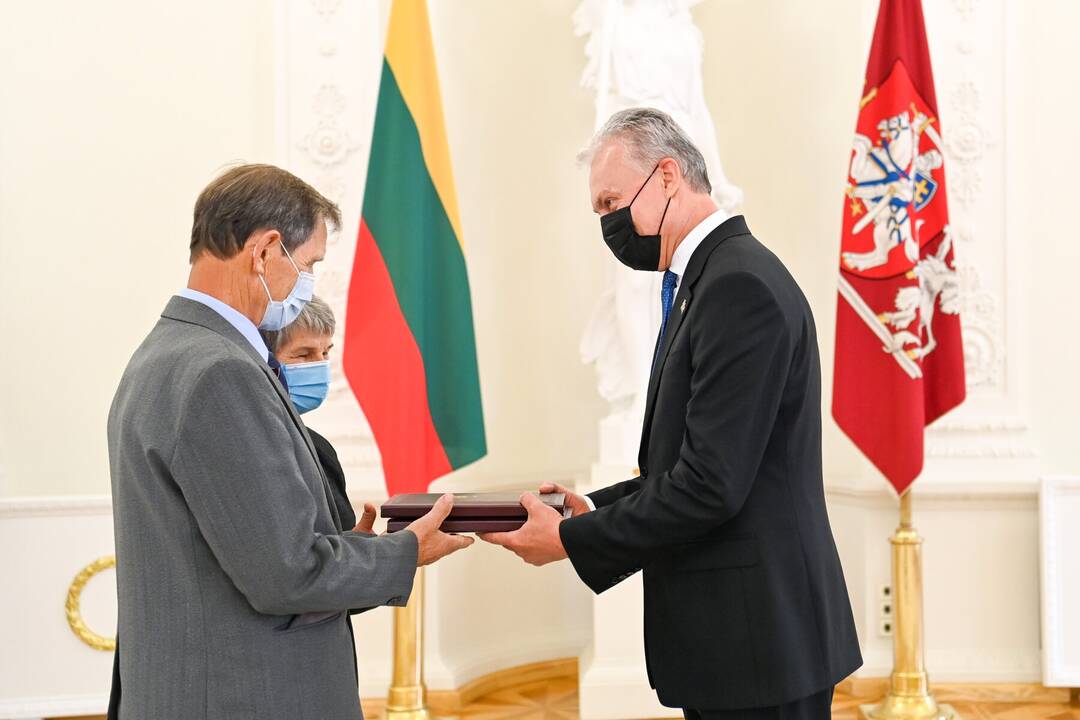 Prezidentas apdovanojo žydų gelbėtojus