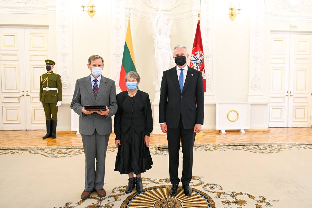 Prezidentas apdovanojo žydų gelbėtojus