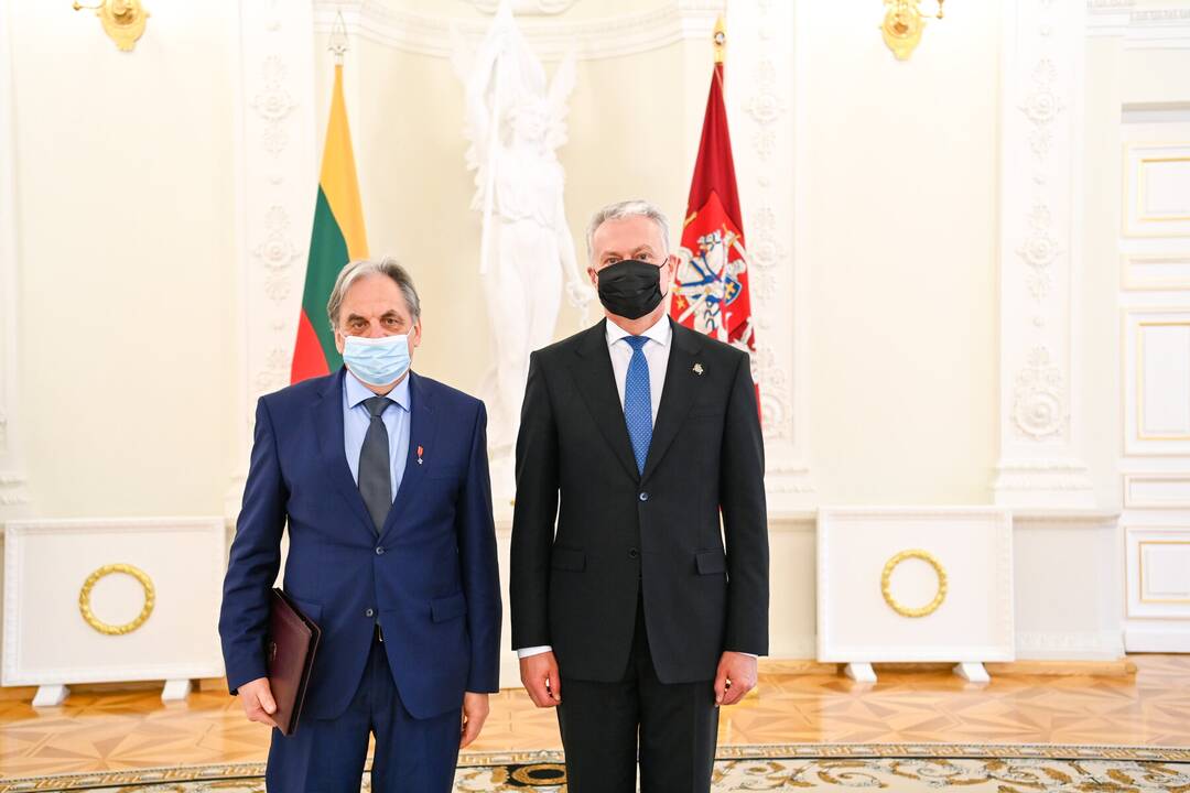 Prezidentas apdovanojo žydų gelbėtojus