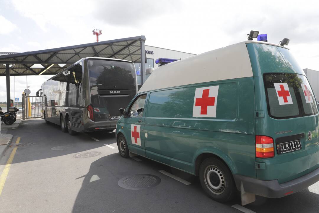 Į Lietuvą parskraidinta dar viena grupė afganistaniečių