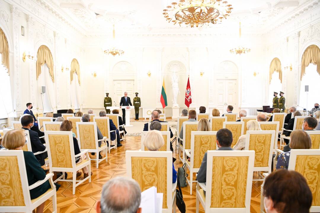 Prezidentas apdovanojo žydų gelbėtojus