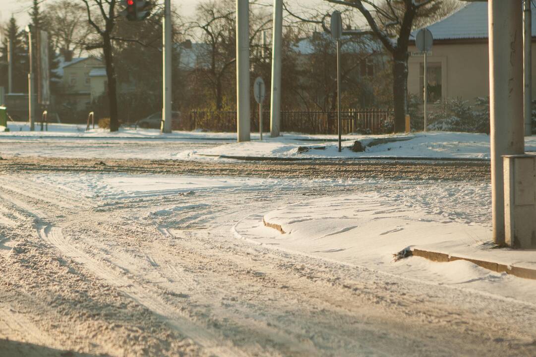 Kauno gatves nuklojo sniegas