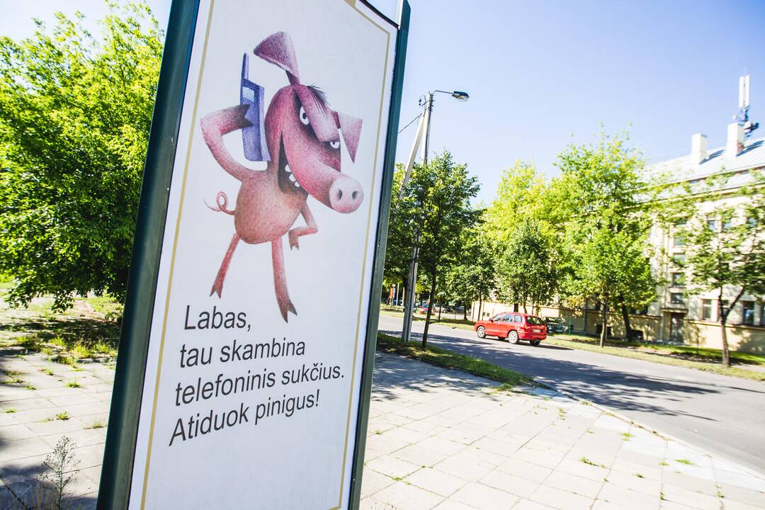 Sukčius iš vilnietės sąskaitos pasisavino 9 tūkst. eurų