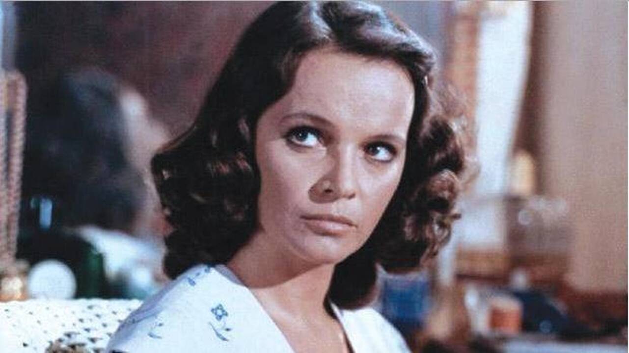 Jeanu-Pauliu Belmondo ir Laura Antonelli (dešinėje)