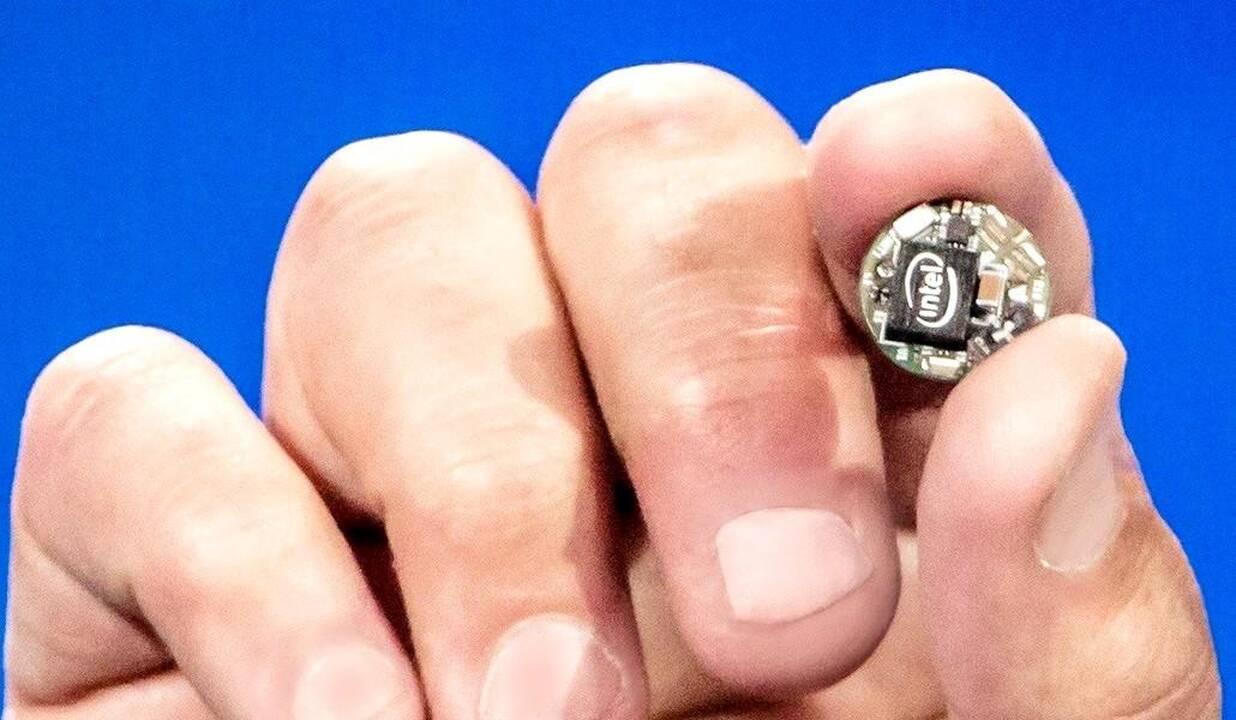  "Intel" pristatė sagos dydžio kompiuterinį modulį "Curie"