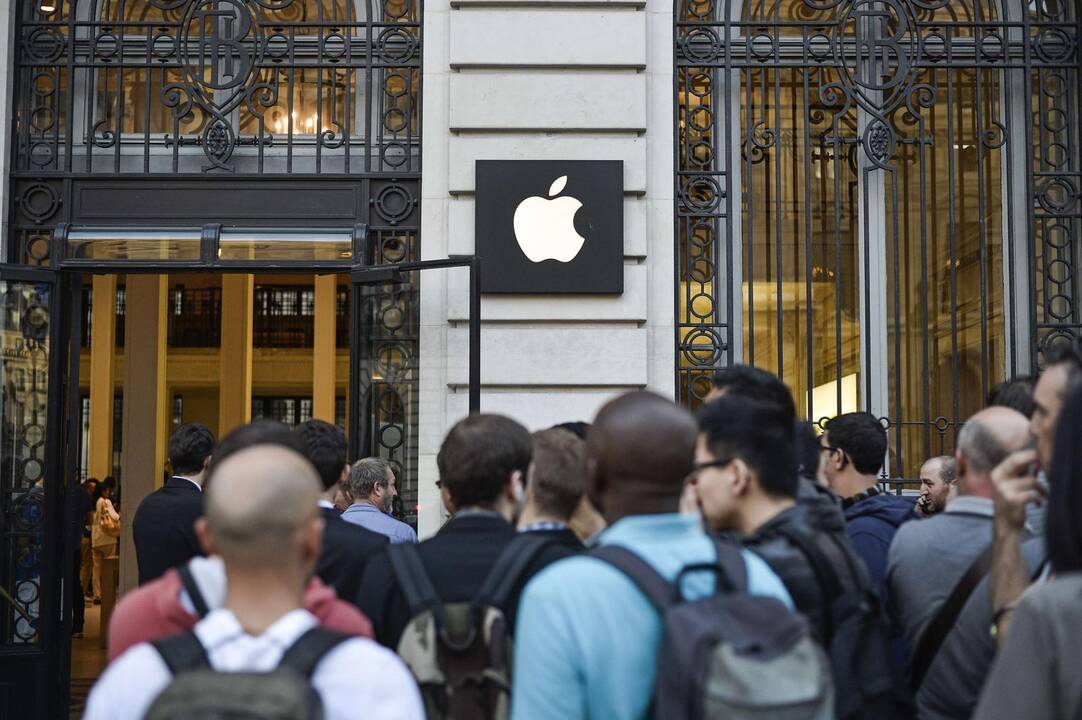  "Apple" rinkos vertė pasiekė neregėtas aukštumas