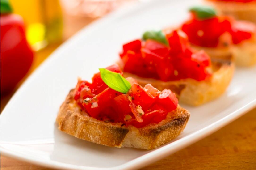 Iš sumuštinio istorijos: itališkoji brusketa