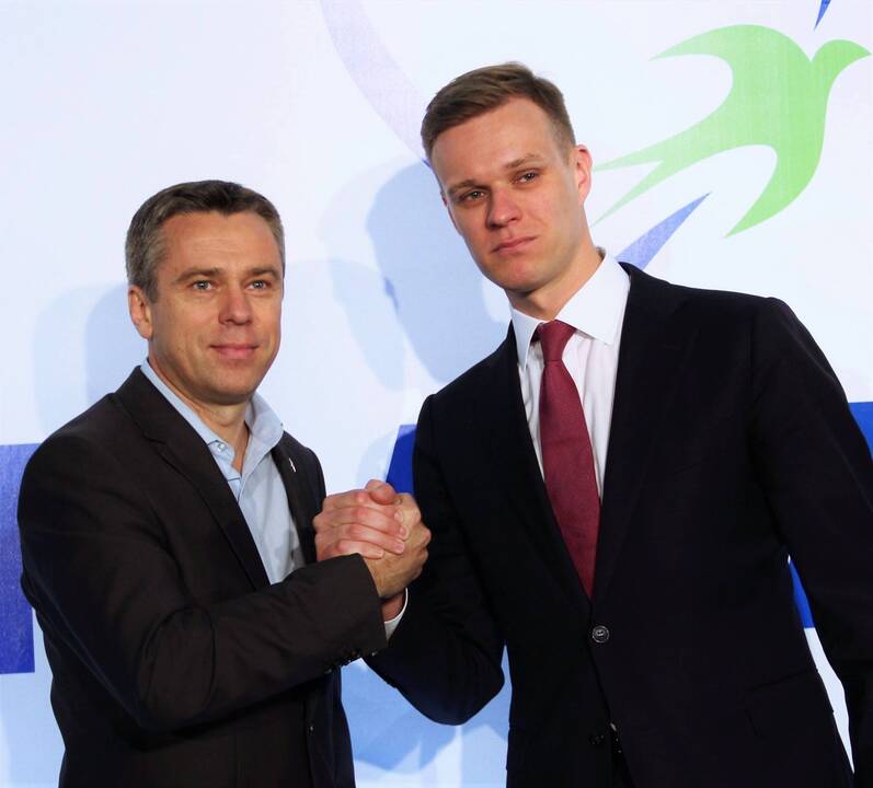 Tamsūs konservatoriaus verslo užkulisiai