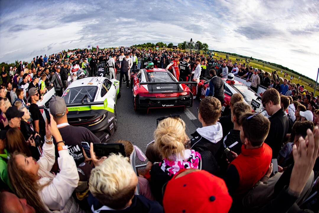 23-iųjų „Aurum 1006 km lenktynių“ finišas