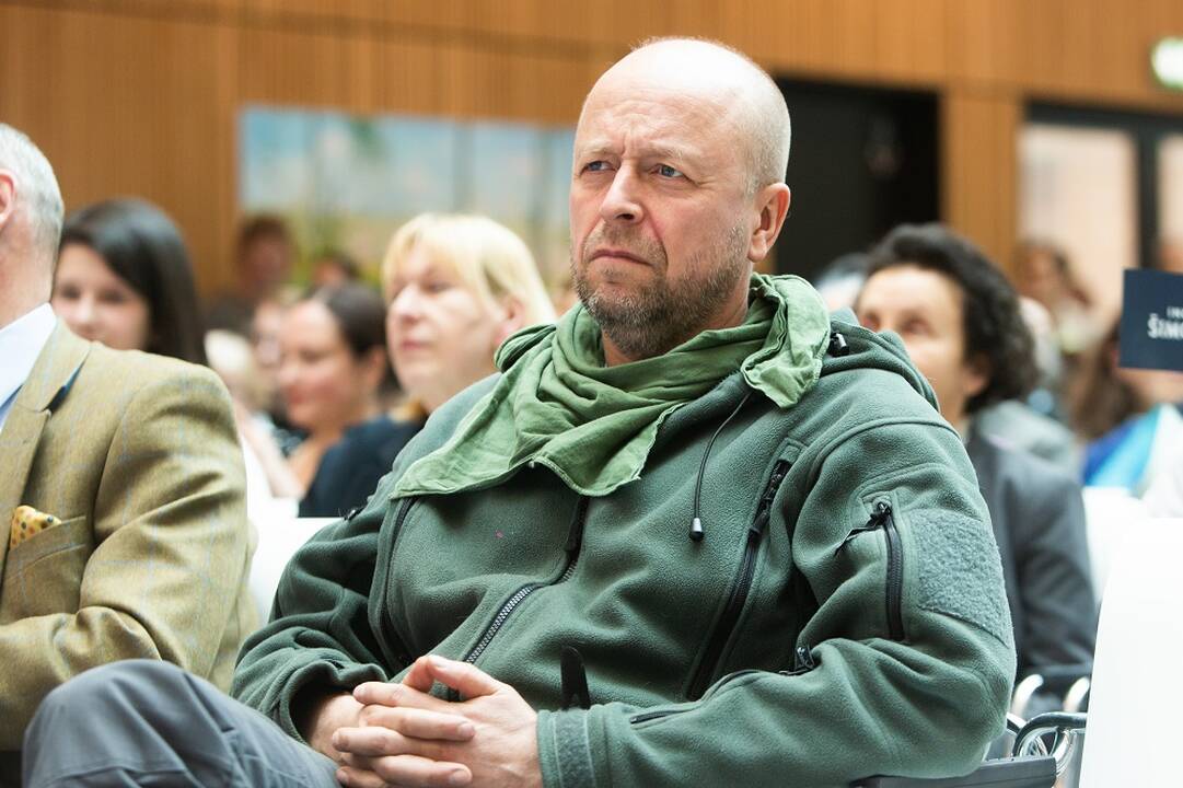 Pasiryžęs: J.Ohmanas vadovauja nevyriausybinei organizacijai, aktyviai remiančiai ginkluotą Ukrainos pasipriešinimą dar nuo 2014 metų.