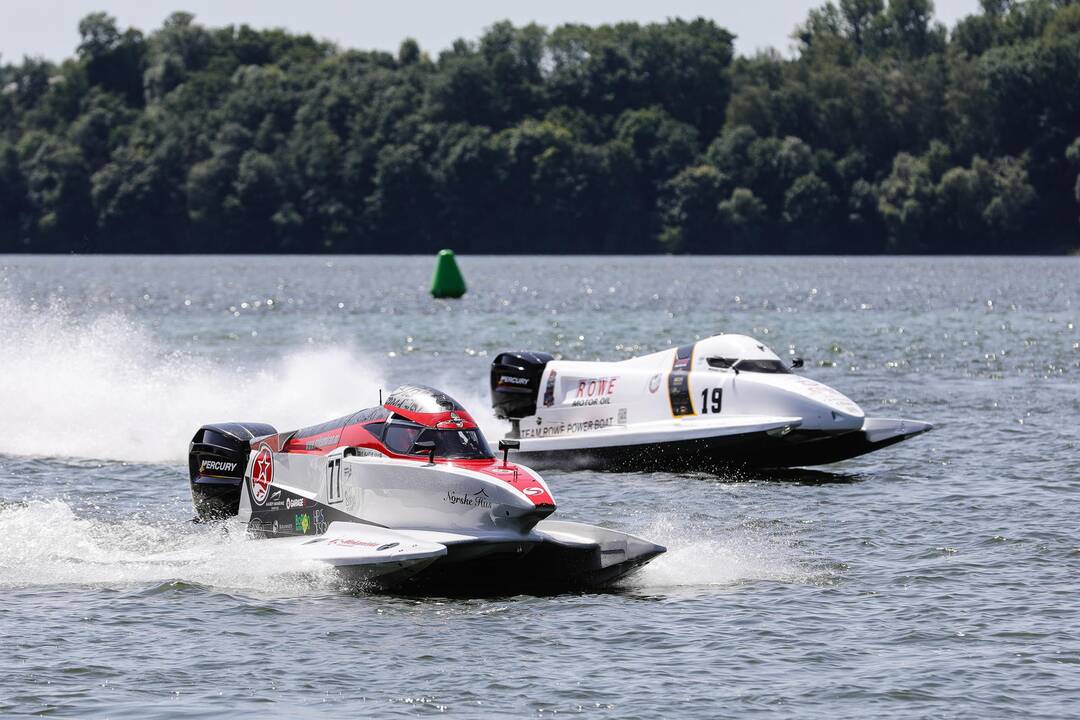 F-2 pasaulio čempionatas: pirmo etapo finalinė diena