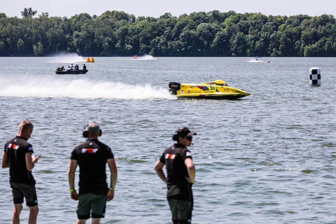 F-2 pasaulio čempionatas: pirmo etapo finalinė diena