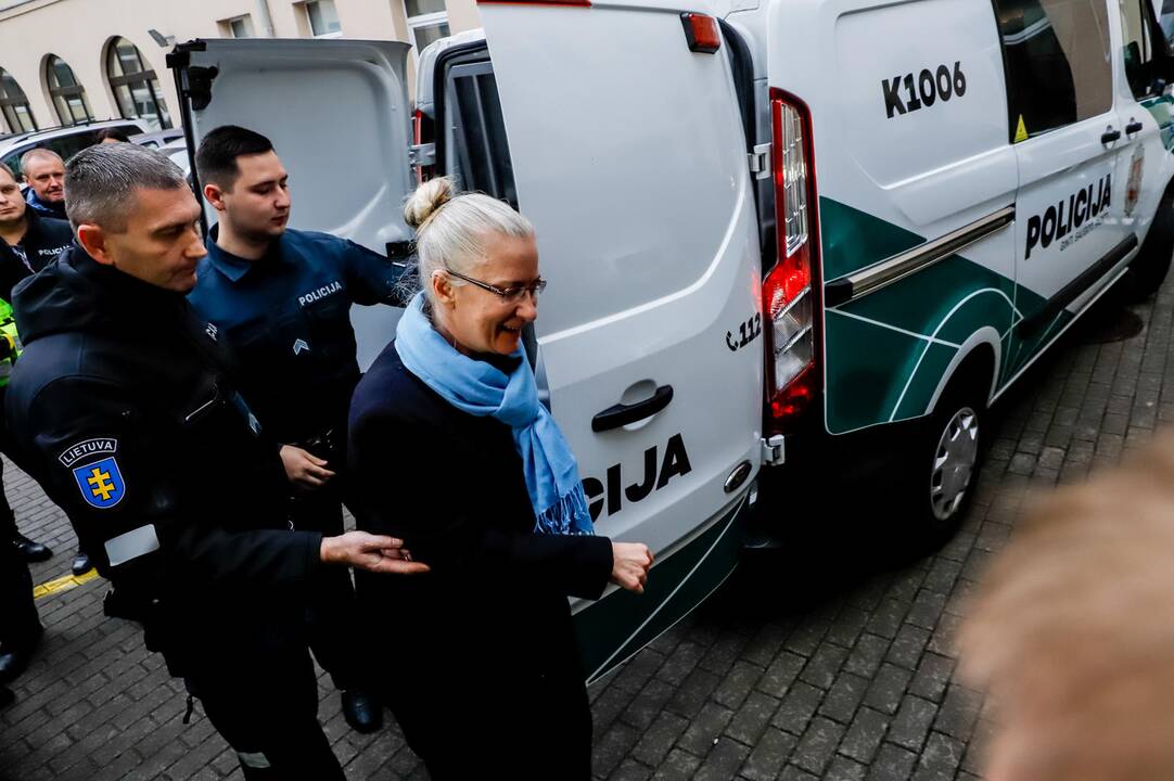 N. Venckienė atvesdinta į Kauno apylinkės teismą