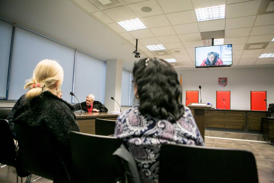 H. Daktaro teismas dėl galimybės išeiti anksčiau