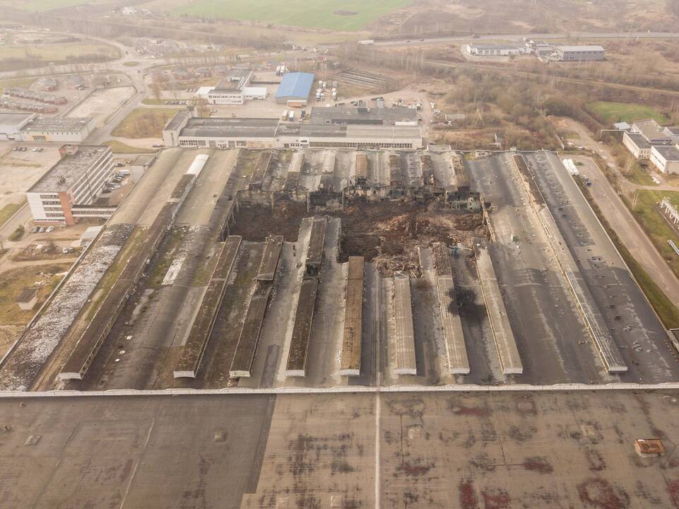 Gaisro nuniokota „Ekologistika“ praėjus dviem mėnesiams po nelaimės