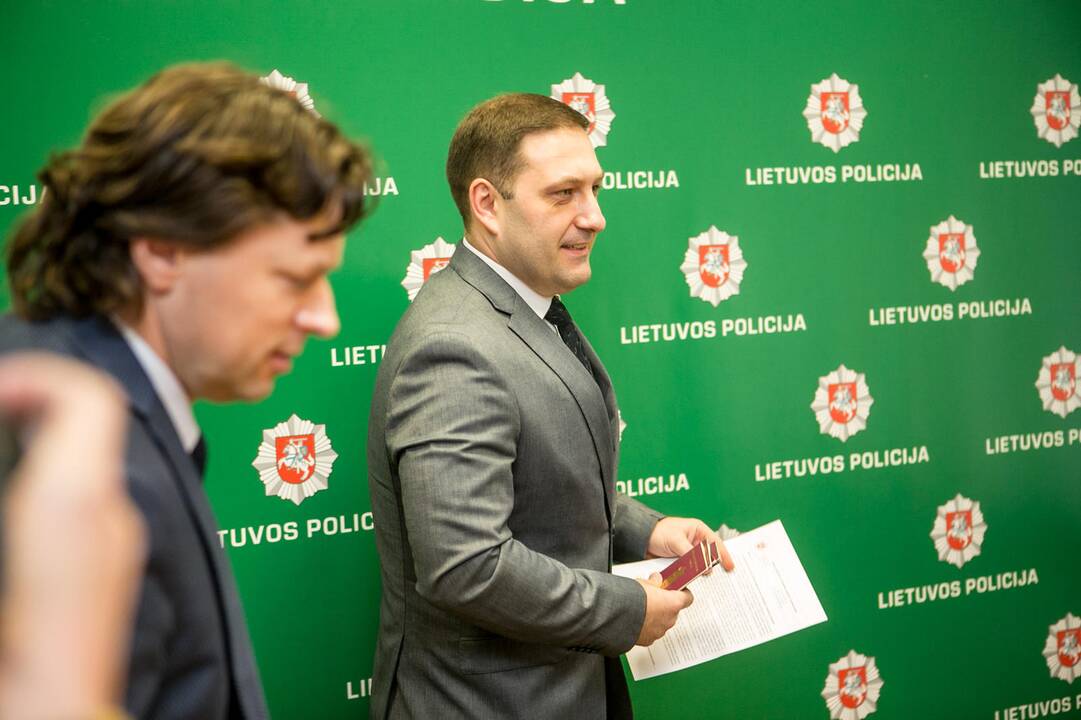 Kaune sutriuškintos dokumentų klastotojų ir vagystes vykdžiusių asmenų grupuotės