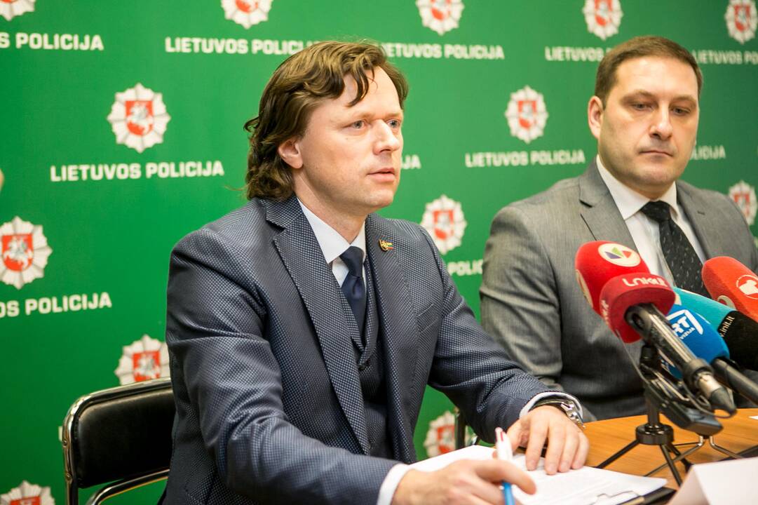 Kaune sutriuškintos dokumentų klastotojų ir vagystes vykdžiusių asmenų grupuotės