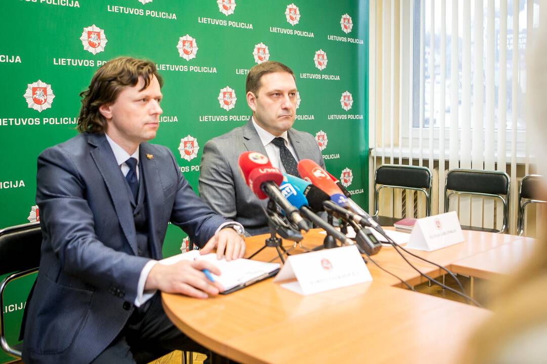 Kaune sutriuškintos dokumentų klastotojų ir vagystes vykdžiusių asmenų grupuotės