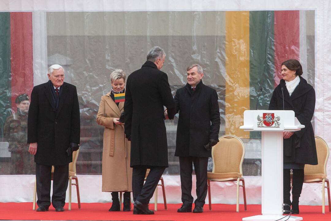 Trijų Baltijos valstybių vėliavų pakėlimo ceremonija S. Daukanto aikštėje