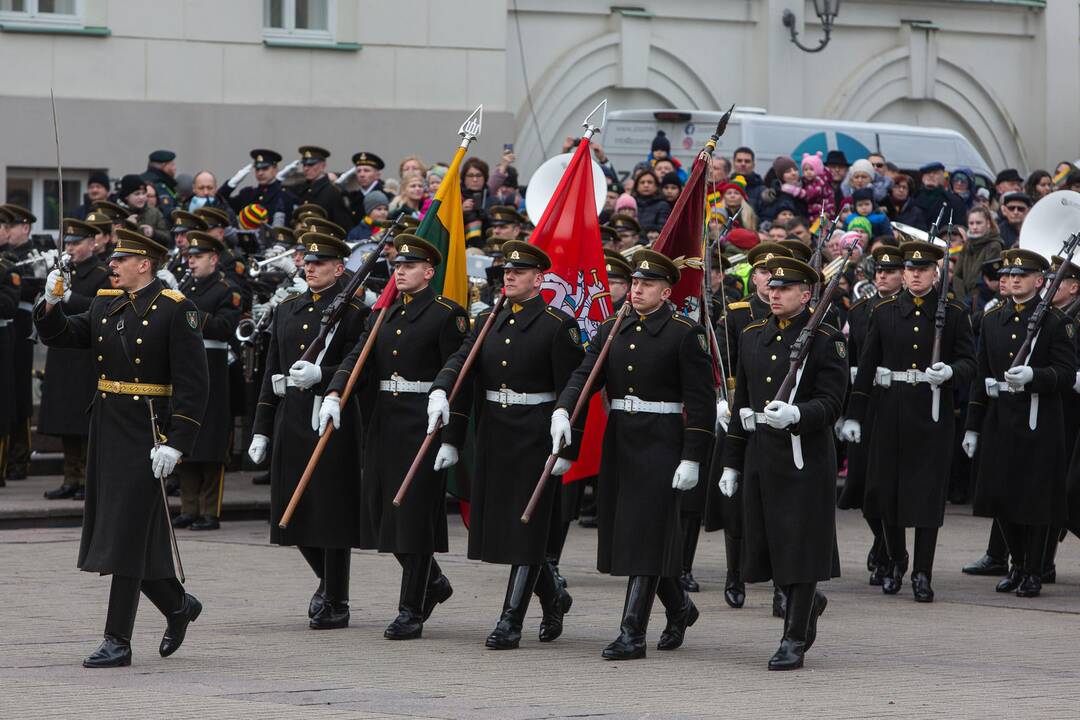 Trijų Baltijos valstybių vėliavų pakėlimo ceremonija S. Daukanto aikštėje