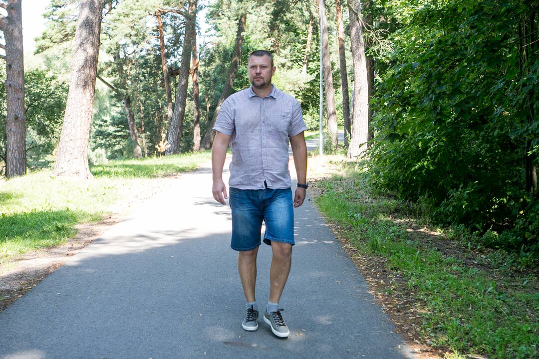 Slėgė: J.Biržiškai žmona iš pradžių nepasakojo, kas vyksta darbovietėje.