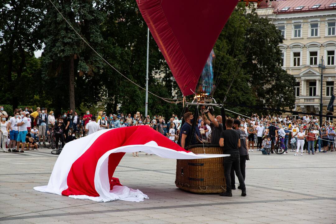 „Laisvės kelio“ dalyviai susirinko nuo Katedros aikštės iki Medininkų memorialo