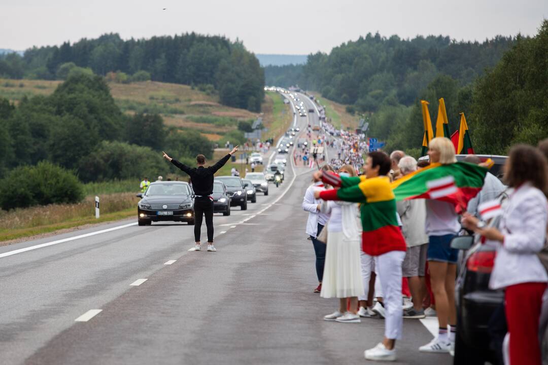 „Laisvės kelio“ dalyviai susirinko nuo Katedros aikštės iki Medininkų memorialo