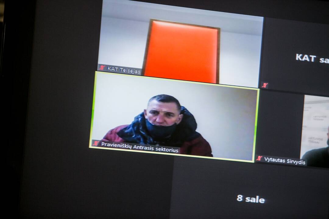 Teismas paskelbė, kad H. Daktaras lieka įkalintas iki gyvo galvos