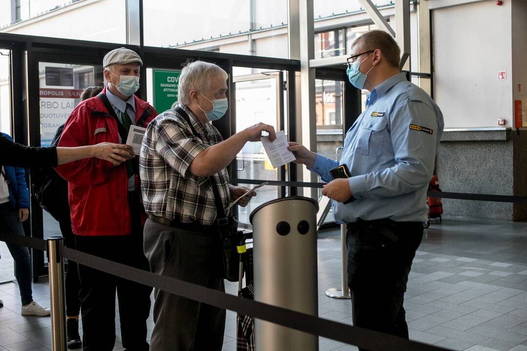 Kauno prekybos centruose tikrinami galimybių pasai