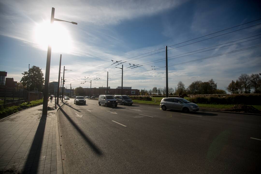Pilies žiedas – vis dar vairuotojų galvos skausmas
