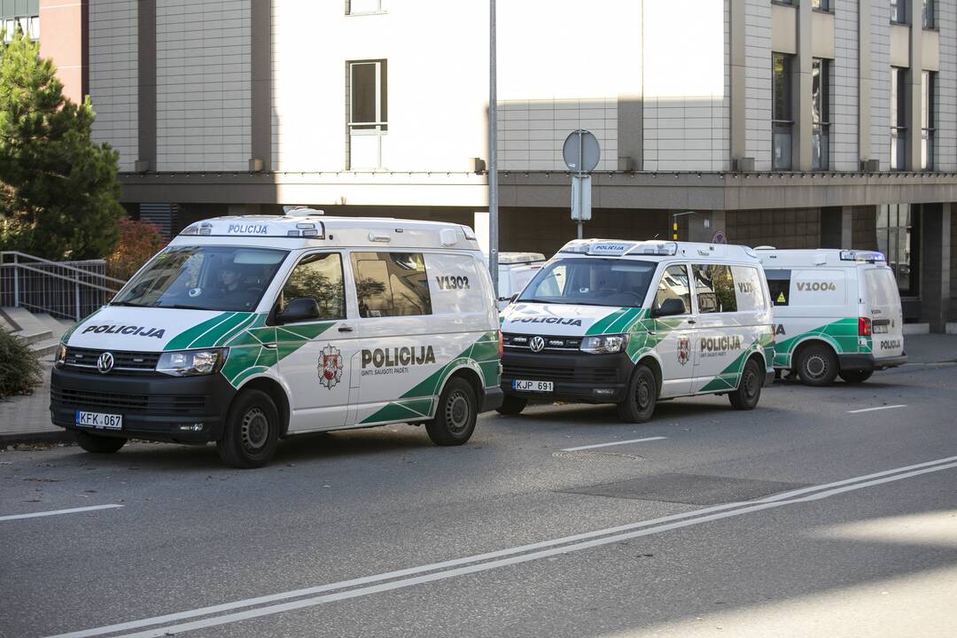 Vilniuje policija sulaikė neblaivų iš kovinio ginklo šaudžiusį vyrą