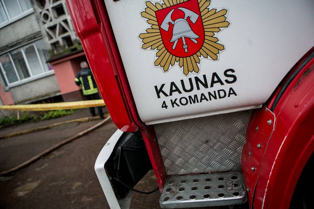 Gaisras Taikos prospekto daugiabutyje