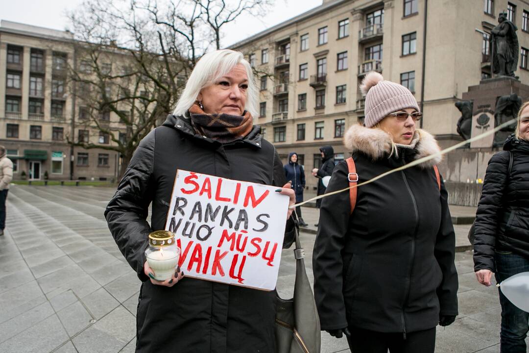 Kaune tėvai ir vėl protestuoja prieš galimybių pasą vaikams