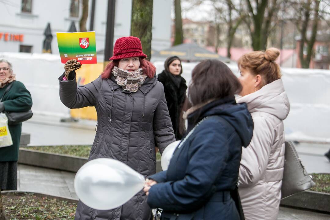 Kaune tėvai ir vėl protestuoja prieš galimybių pasą vaikams