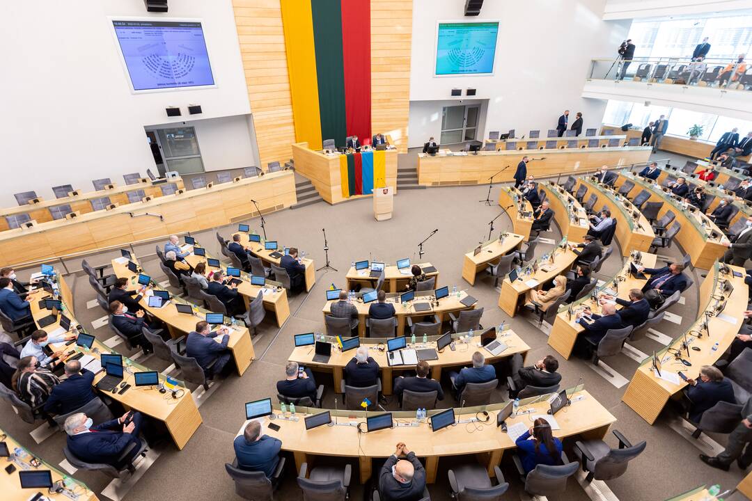 Seimas paskyrė naujus Lietuvos nacionalinio radijo ir televizijos tarybos narius