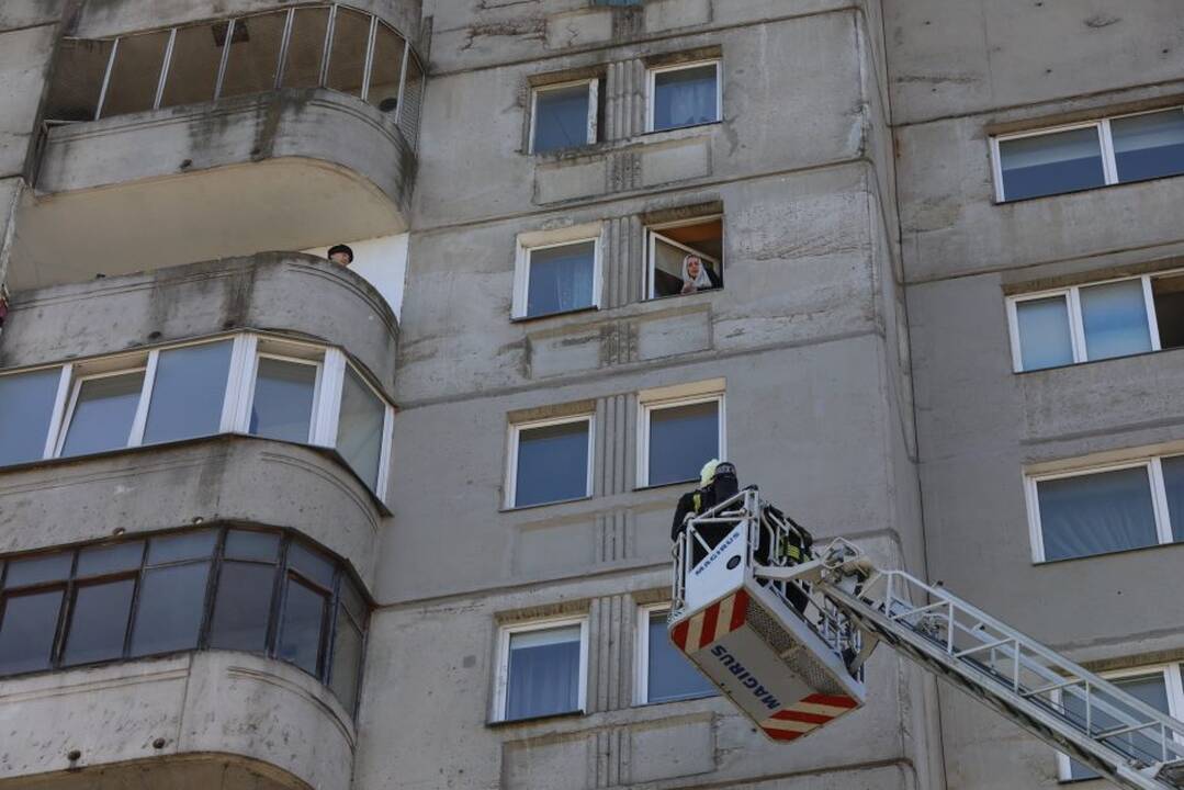 Gaisras Šilainių dvylikaaukštyje