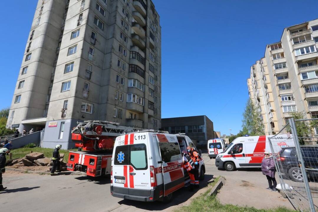 Gaisras Šilainių dvylikaaukštyje