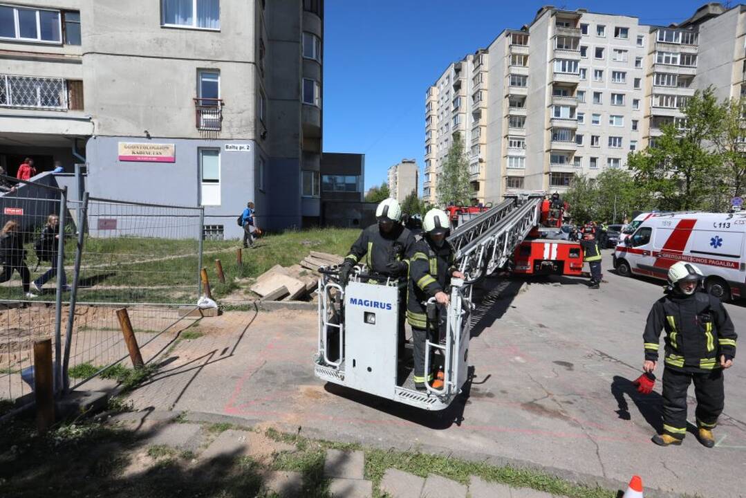 Gaisras Šilainių dvylikaaukštyje