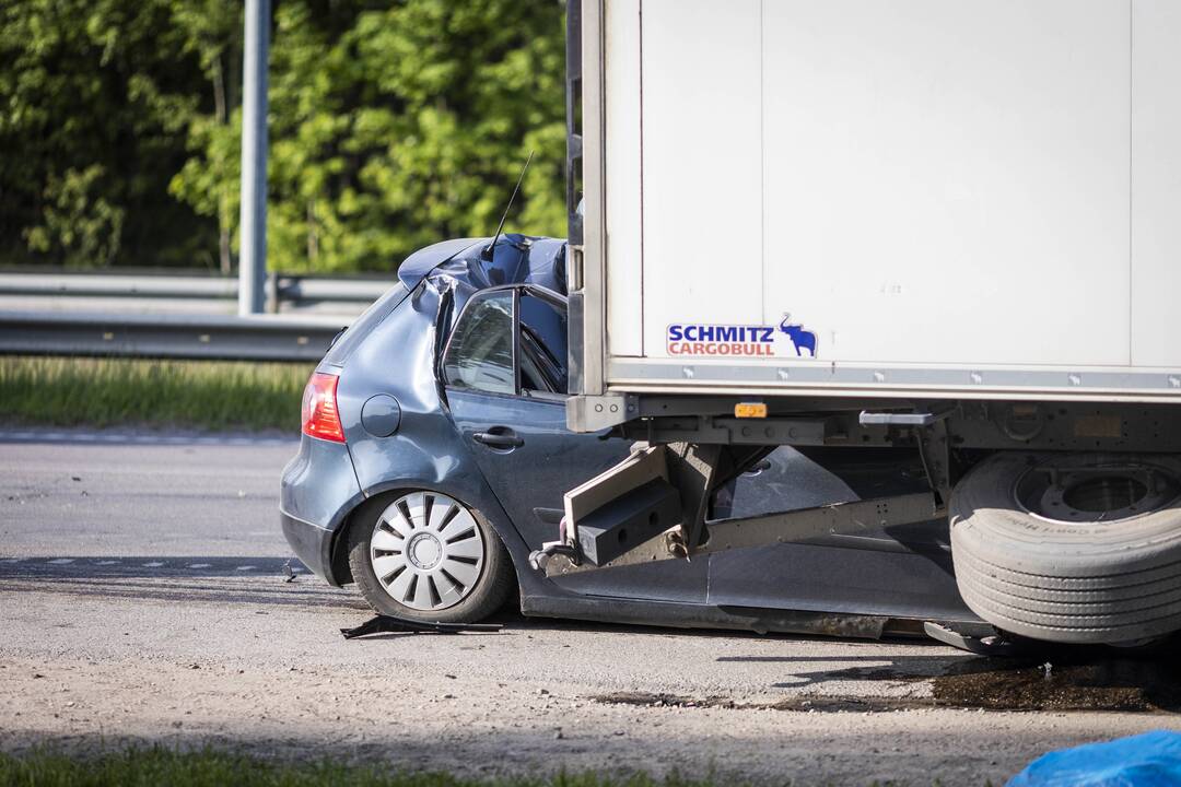 Mirtina avarija sostinės Minsko plente