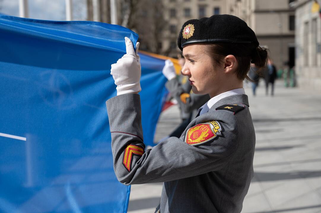 20 metų – kartu su NATO (vėliavos pakėlimas Kaune)