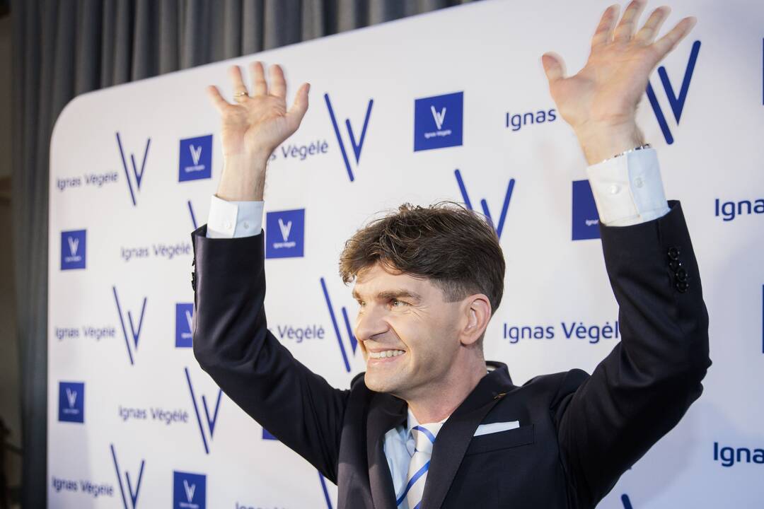 I. Vėgėlė su bendražygiais laukia prezidento rinkimų rezultatų