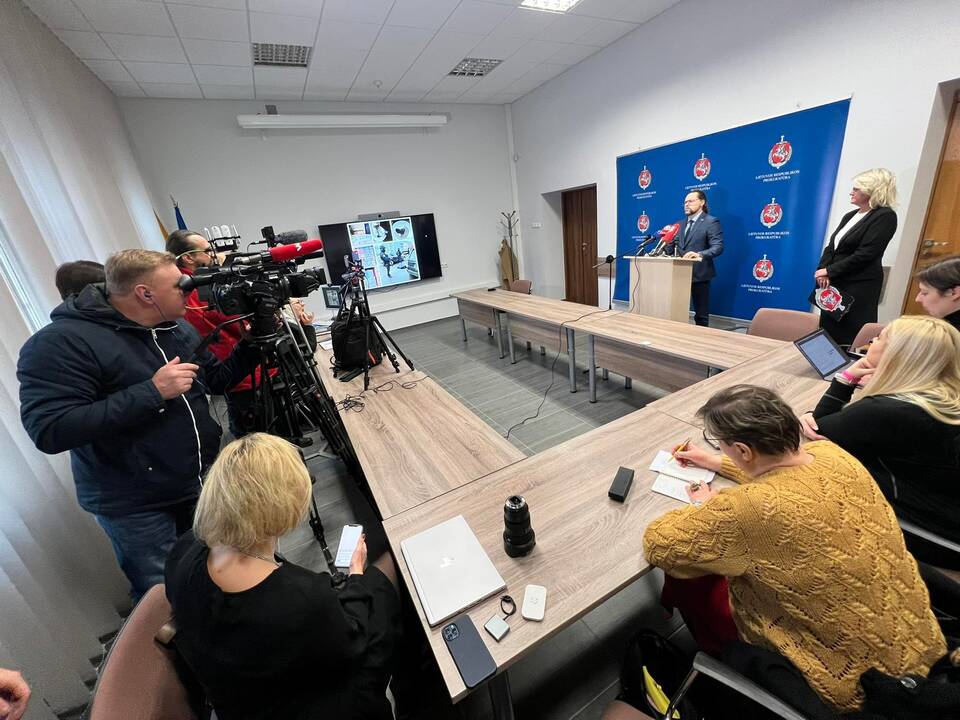Rokas Venslauskas (centre), Matas Venslauskas (dešinėje)