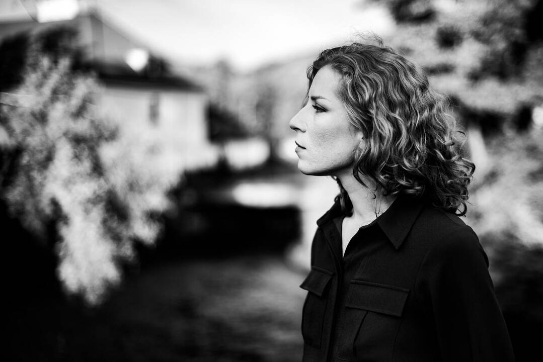 Bendrystė: muzikine sėkme A.Orlova dalijasi su savo muzikos gerbėjais – yra laiminga, kad dainose jie atpažįsta savo emocijas ir jausmus.