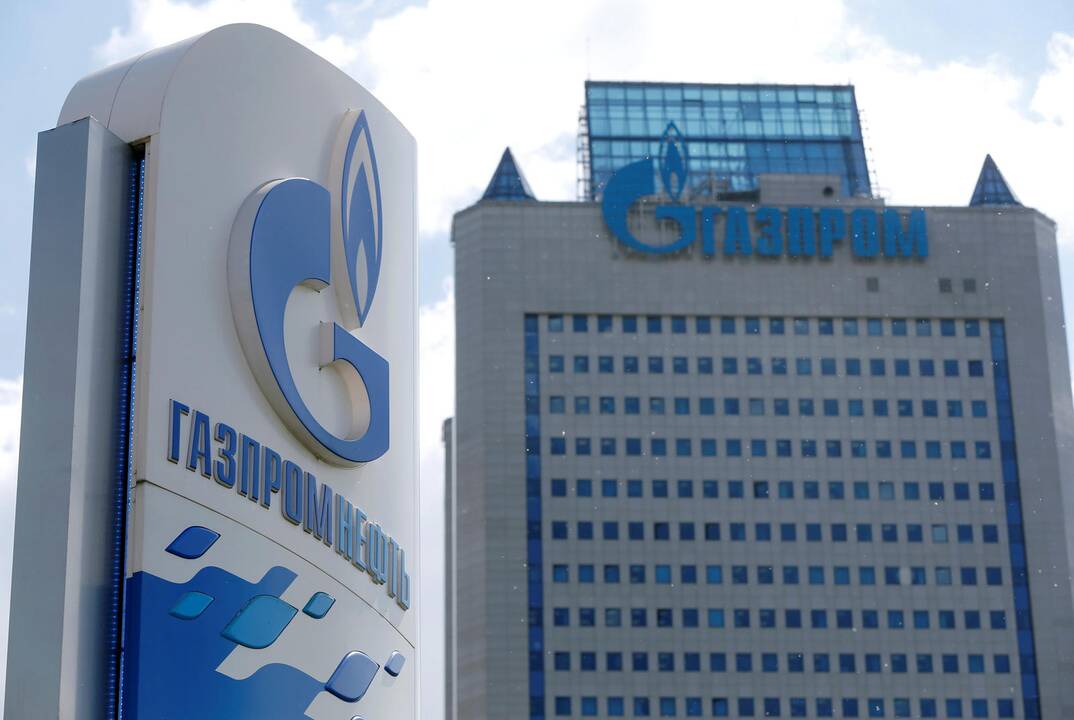 „Gazprom“ per pusmetį žada rasti naują būdą „Nord Steam 2“ įgyvendinimui